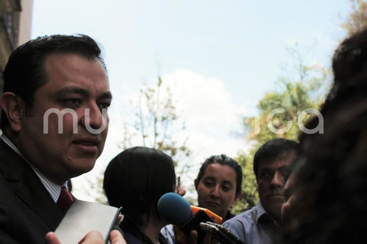 El alcalde de Xalapa se pronunció a favor de que diputados autoricen a que recursos del FISM 2017 puedan aplicarse para concluir obras que quedaron pendientes por la falta de recursos del 2016. 