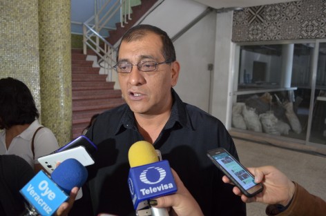 El Señor Guillermo Rojo Lopez pidió a las autoridades la destitución del Comandante de Bomberos José Luis Acosta, luego de consentir el
acoso a una de las trabajadoras de esta corporación, pide se
investigue el caso. 
