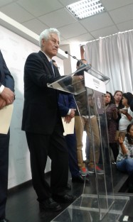 El titular de la SSP, Jaime Téllez Marié informó que hay más de 100 detenidos en el estado por los saqueos.  