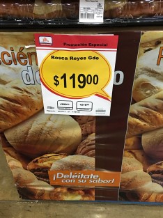 El lado positivo de la psicosis en Xalapa es que debido a la falta de  clientes este Día de Reyes, algunos comercios bajaron los precios de las Roscas de Reyes considerablemente.