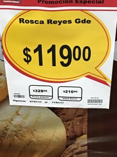 El lado positivo de la psicosis en Xalapa es que debido a la falta de  clientes este Día de Reyes, algunos comercios bajaron los precios de las Roscas de Reyes considerablemente.