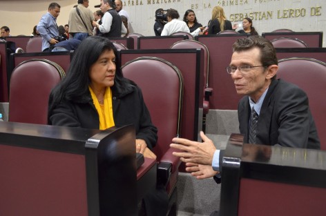 Que el bulliying sea castigado penalmente, exigió el diputado local José Kirsch Sánchez (derecha), al advertir que este suceso no puede quedar resumido sólo a una travesura entre estudiantes.
