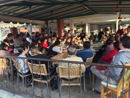 Unos 70 profesores y directivos de la Universidad Popular Autónoma de Veracruz (UPAV), realizaron una rueda de prensa, donde manifestaron que rechazan la reestructurización que está implementanto la Rectoría, porque está afectando los derechos de los trabajadores, que, aunque son empleados de pago por gratificaciones, la Universidad tiene sustento legal, como ente físico. 