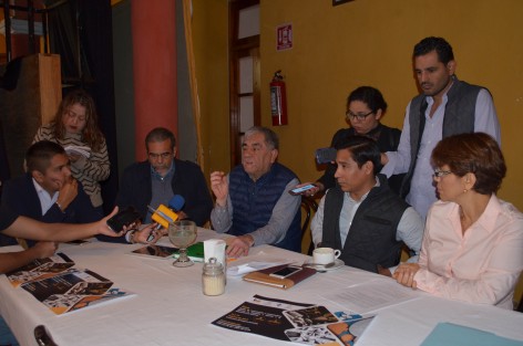  Leopoldo Alafita, Investigador del Instituto de Investigaciones Histórico Saciales de la UV, informó que con diversos institutos realizarán el Foro de Comunicación y comunicadores y derecho a la información en Veracruz, a realizarse los días 13 y 14 de febrero en el Congreso del Estado con la participación de Emilio Álvarez Icaza y Jenaro Villamil. 