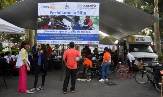 Este sábado es el último día para la reparación de sillas de ruedas, así que si sabe de alguien que lo necesita infórmele, o ayúdelo a acercarse pues es este programa todos salen ganando. 