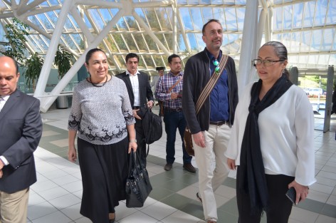Se llevó a cabo el 3er Foro internacional en materia de desaparición forzada de personas, encabezado por la Rectora de la UV, Sara Ladron de Guevara; la titular de la CEDH, Namiko Matzumoto, y especialistas en el tema, así como colectivos de personas desaparecidas.