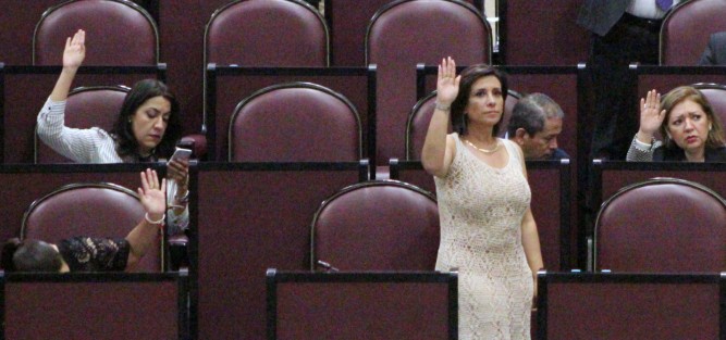 Que se otorgue a la Comisión Estatal de Atención y Protección a Periodistas (CEAPP) una atribución que le permita garantizar el respeto de los derechos laborales de los periodistas, exigió la diputada local Mariana Dunyaska García Rojas. 