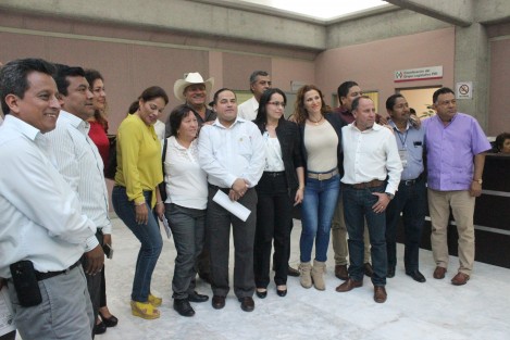 Como llegaron se fueron los alcaldes que se reunieron con la titular de SEFIPLAN, con un <em>ni para cuándo</em> se les paguen los adeudos. 