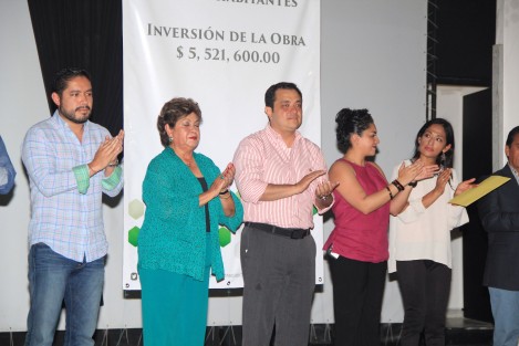 Américo Zúñiga dio el banderazo de inicio de rehabilitación y equipamiento del teatro J.J Herrera  