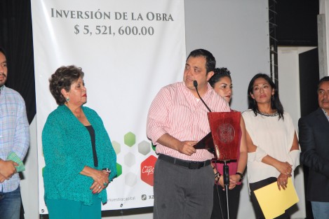 Américo Zúñiga dio el banderazo de inicio de rehabilitación y equipamiento del teatro J.J Herrera  