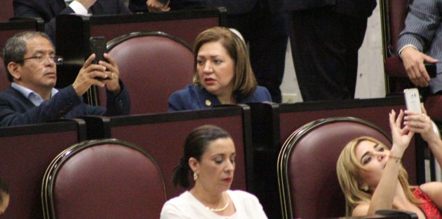 Algunos diputados a los que nunca les podrán robar el celular. 