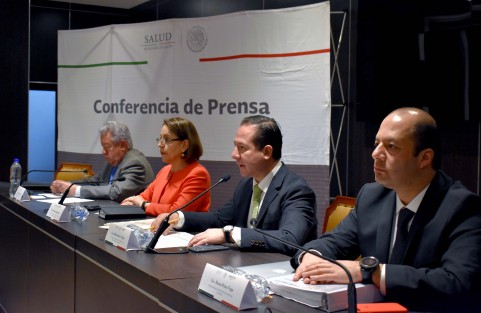 La Secretaría de Salud Federal, a través de Comisión Federal para la Protección contra Riesgos Sanitarios (COFEPRIS), informó que según  los avances que registra la investigación derivada de las denuncias públicas presentadas por el gobernador de Veracruz respecto de la aplicación de quimioterapias con medicamentos falsos o agua destilada a niños enfermos de cáncer, así como el uso de pruebas rápidas falsas para detección de VIH, no se ha hallado evidencia de tales hechos. 