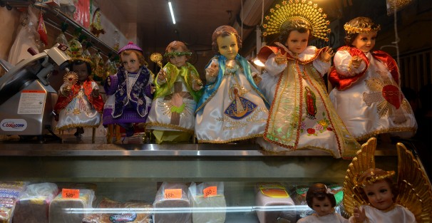 
2 de Febrero, día de La Candelaria, donde la antigua tradición marcaba como la fecha  para <em>levantar </em> al <em>Niño Dios</em>, al cual se vestía con la representación del Sagrado Corazón de Jesús, mismo que con el tiempo fue cambiando hasta transformarse en los más diversos disfraces. 