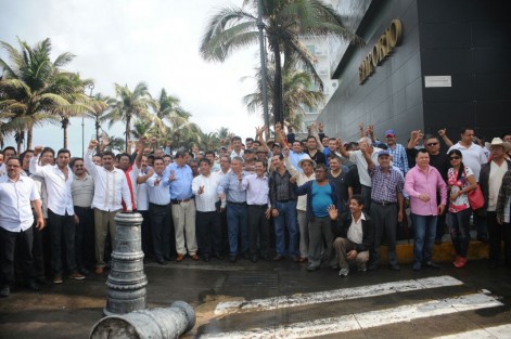 José Carlos Guevara Moreno quien se autodenomina <em>El Profe</em>, presentó un documento avalado por la  Dirección General de Registro de Asociaciones de la Secretaria del Trabajo y Prevención Social, donde lo reconocen como Secretario General del Sindicato Nacional <em>Unidad y progreso</em> de la Industria de Tamsa, hasta el 2020. 