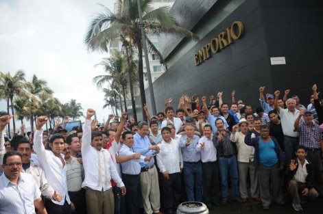 José Carlos Guevara Moreno quien se autodenomina <em>El Profe</em>, presentó un documento avalado por la  Dirección General de Registro de Asociaciones de la Secretaria del Trabajo y Prevención Social, donde lo reconocen como Secretario General del Sindicato Nacional <em>Unidad y progreso</em> de la Industria de Tamsa, hasta el 2020. 