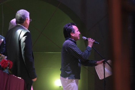 El diputado federal Cuitláhuac García Jiménez dio lectura al Acuerdo de  Unidad, entre gritos de los asistentes que lo aclamaban como <em>gobernador</em>. 