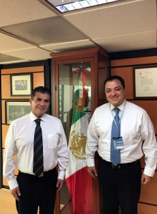El alcalde se reunió con el titular de la SHCP, José Antonio Meade, y con el director del SAE, Héctor Orozco para tratar asuntos sobre la regularización de diversos predios en las colonias Unión Ferrocarrilera 1 y 2, así como en la calle 4, del Predio de la Virgen, y dar seguimiento a la petición de donación de la ex Fábrica de San Bruno.
