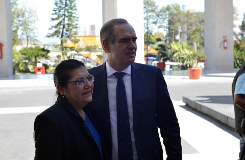 El titular de la SIOP acudió ante la comisión de Hacienda del Congreso del Estado para detallar el presupuesto solictado por su dependencia.  