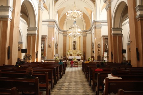En la Catedral de Veracruz se lleva a cabo este viernes la jornada de oración <em>Un milagro por México</em>, para pedir por la paz en nuestro país. 