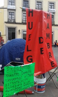 Continúan con su huelga de hambre, extrabajadores de ICATVER,despedidos injustificadamente. Más que su indemnización, lo que piden es reinstalación. 