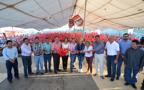 Más de 17 millones de pesos entregó el alcalde Américo Zúñiga Martínez en obras de infraestructura social que benefician a miles de habitantes de la zona noreste de la ciudad.
