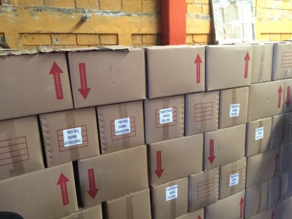 Al parecer el exgobernador se preocupó por asegurar la educación de sus hijos, por lo que en la bodega se encontraron gran cantidad de paquetes escolares que nunca fueron entregados a los niños veracruzanos. 