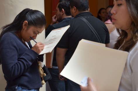 El municipio de Xalapa realizó en el Casino Xalapeño la Feria del Empleo, donde se ofertan empleos de cocineros, cobradores, policías, vendedores entre otros.