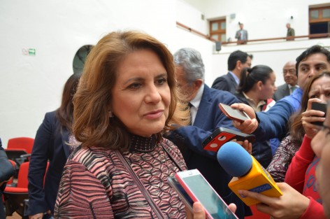 La presidenta del DIF Estatal, Leticia Márquez de Yunes, dijo que el organismo a su cargo reactivará los programas que han quedado rezagados, como los implantes clocleares y las cirugía del corazón para las personas que requieren este apoyo. 