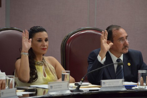 El dictamen para reestructura de la deuda estatal quedó listo, por lo que durante la sesión de este viernes se deberá citar para la sesión donde el mismo será votado, el próximo martes. 
