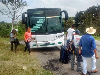 El menor de edad, Juan Enrique Villanueva, originario de Ojital Viejo, municipio de Papantla, perdió la vida al ser atropellado por un autobús frente al Parque Temático de El Tajín, mientras se realizaba una reunión de estrategia de seguridad para la Cumbre, a realizarse en una semana. El chofer rebasó en la recta, atropellando al menor; al ver el resultado de este accidente, se dio a la fuga. 