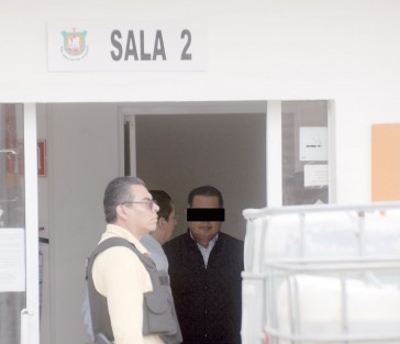 Flavino <em>N</em> dentro de los juzgados del penal de Pacho Viejo, luego de su detención este sábado, espera para audiencia de vinculación a proceso.   