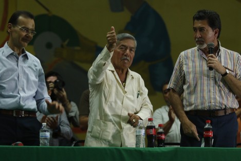 En cuanto a la disputa que se mantiene desde hace años por la dirigencia delsindicato de TAMSA, Pascual Lagunes dijo que la toma de nota de José Carlos Guevara, <em>El Profe</em> es fraudulenta, que él ha sido en todo momento el secretario general del Sindicato Único Unidad y Progreso.  