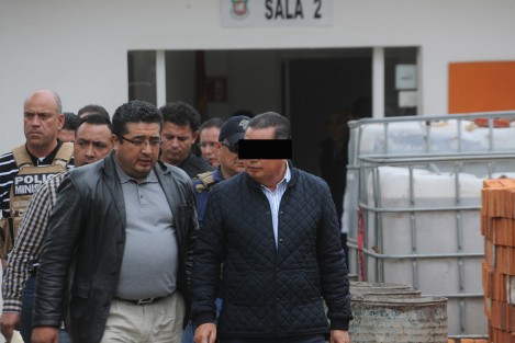 Un año de prisión preventiva para Flavino N. fue dictado por la jueza de Control, Alma Leyda Sosa Jiménez, por los delitos de tráfico de influencias, abuso de autoridad y encubrimiento por favorecimiento a Javier Duarte de Ochoa. 
