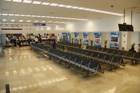 El gobernador, Miguel Ángel Yunes Linares dijo al inaugurar el nuevo edificio terminal del aeropuerto de Veracruz, <em>Heriberto Jara Corona</em>, que son instalaciones de clase mundial, con capacidad para movilizar 2 millones de pasajeros al año.  