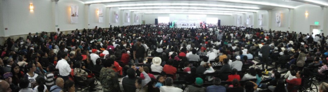 Las bases priistas se vieron en el evento en que se formalizó a Alejandro Montano Guzmán como el próximo abanderado priista a la alcaldía de Xalapa. 