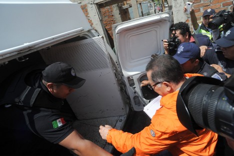 Vinculan a proceso por a 6 meses más al ex gobernador interino Flavino 