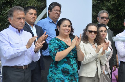 Miguel Ángel Yunes Linares reconoció el buen gobierno  del alcalde de Xalapa, Américo Yunes Linares, un gobierno honorable, que aplica bien el dinero, en lo que se debe aplicar, en beneficio de la ciudadanía, lo mismo que él hará, para lograr así, como Américo, el aplauso de la gente.  