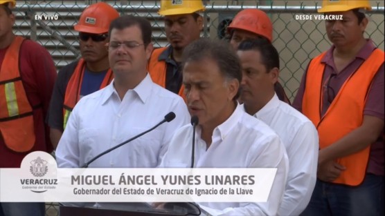 El gobernador de Veracruz, Miguel Ángel Yunes Linares visitó la obradelHospital Infantil de Veracruz, antes denominada Torre Pediátrica, donde prometió la entrega de obra para el 31 de octubre. 