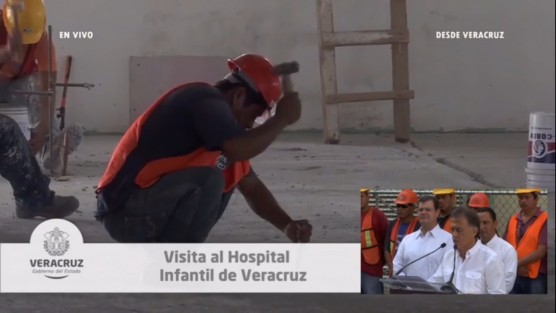 El gobernador de Veracruz, Miguel Ángel Yunes Linares visitó la obradelHospital Infantil de Veracruz, antes denominada Torre Pediátrica, donde prometió la entrega de obra para el 31 de octubre. 