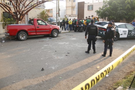 La añeja disputa por el sindicato de TAMSA llegó la madrugada de este viernes a los hechos sangrientos, cuando los grupos de Pascual Lagunes y José Carlos Guevara se enfrentaron violentamente por el edificio del sindicato, dejando un saldo de dos muertos. 