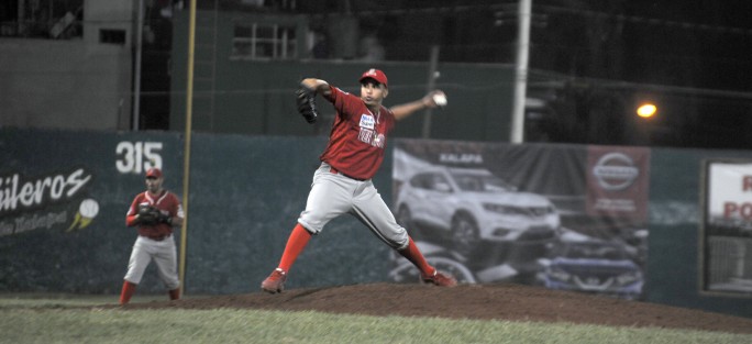 Grandes emociones se vivieron en el juego entre el Águila de Veracruz y Pericos de Puebla, el cual tuvo como marcador final 9 carreras a 9. 