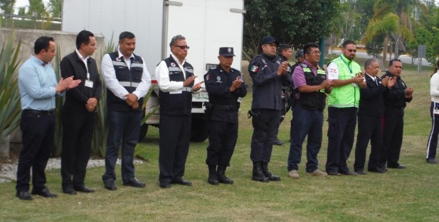 Autoridades de Protección Civil, SSP, PFP, Bomberos y grupos de rescatistas voluntarios participaron en el banderazo de inicio de operativo especial con motivo de Vacaciones de Semana Santa. 
