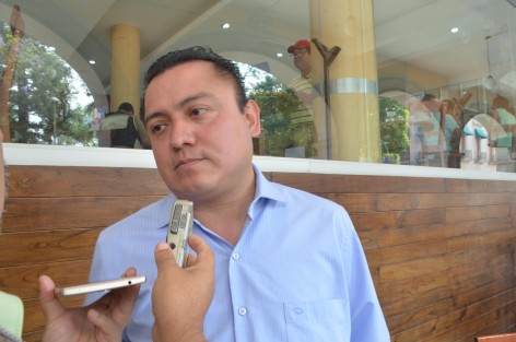 El dirigente estatal del PAN, Jesús Mancha, se dijo contento con la detención de Javier Duarte, y pide que el proceso en su contra se lleve correctamente para que no salga libre; que devuelva lo robado y que se investigue también a todos los funcionarios hasta el cuarto nivel de los dos últimos sexenios y se les castigue. 