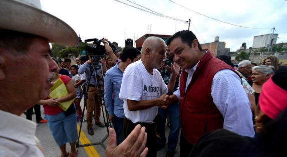 En entrevista, el alcalde Américo Zúñiga Martínez informó que en los próximos días se estarán duplicando los elementos de la Gendarmería Nacional, que buscan garantizar la seguridad en la capital veracruzana.