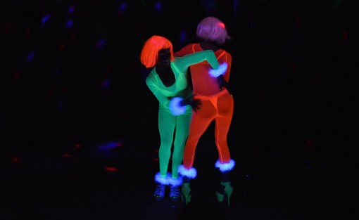 En El telón Sala de Artes, dentro del Festival Adultíteres 2017, se presentó  Muñeca… espectáculo XXX basado en textos del poeta pornográfico Fernando Nachón (CDMX 1957).