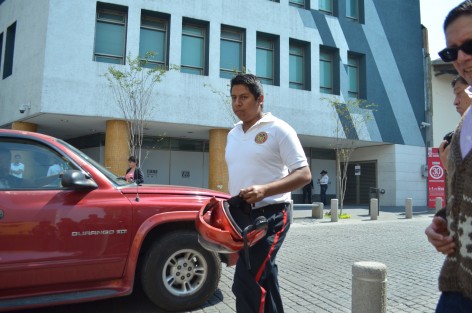 Una fuga de gas al activarse la válvula de seguridad del negocio de hamburguesas de la avenida Enríquez, alertó a los cuerpos de seguridad alrededor del mediodía de este martes, por lo cual personal de la torre SSP fue desalojado. 