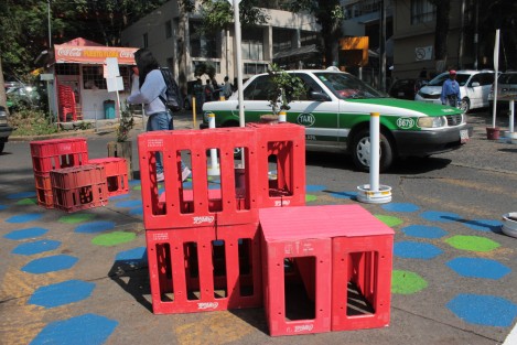 La intervención de la zona permanecerá por algunos días. Cabe destacar que los elementos que están manejando son similares a los que está aplicando la administración municipal en algunos puntos de la capital. 