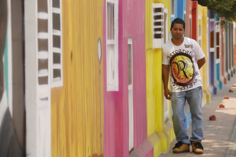 El mural <em>La Huaca</em> se realiza en la barda del parque deportivo Fernando Pazos Sosa, como parte de su remodelación. Las autoridades ya tienen pistas del posible delincuente. 