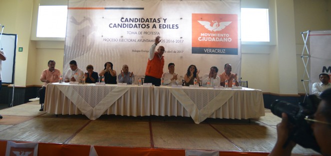 El drigente nacional de Moviento Ciudadano, Dante Delgado,  tomó protesta a los candidatos a ediles para las elecciones venideras.