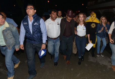 Ana Miriam Ferráez por PAN-PRD, hará su luchita por llegar a la alcaldía de Xalapa, poniéndole toda la buena vibra. 